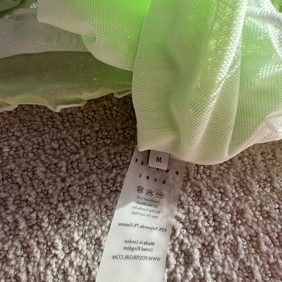 Poster Girl Items - Picture 2 of 6